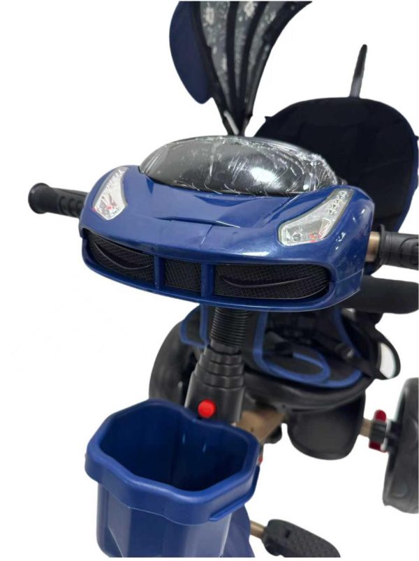 Triciclo tipo auto azul con diseño - Imagen 3